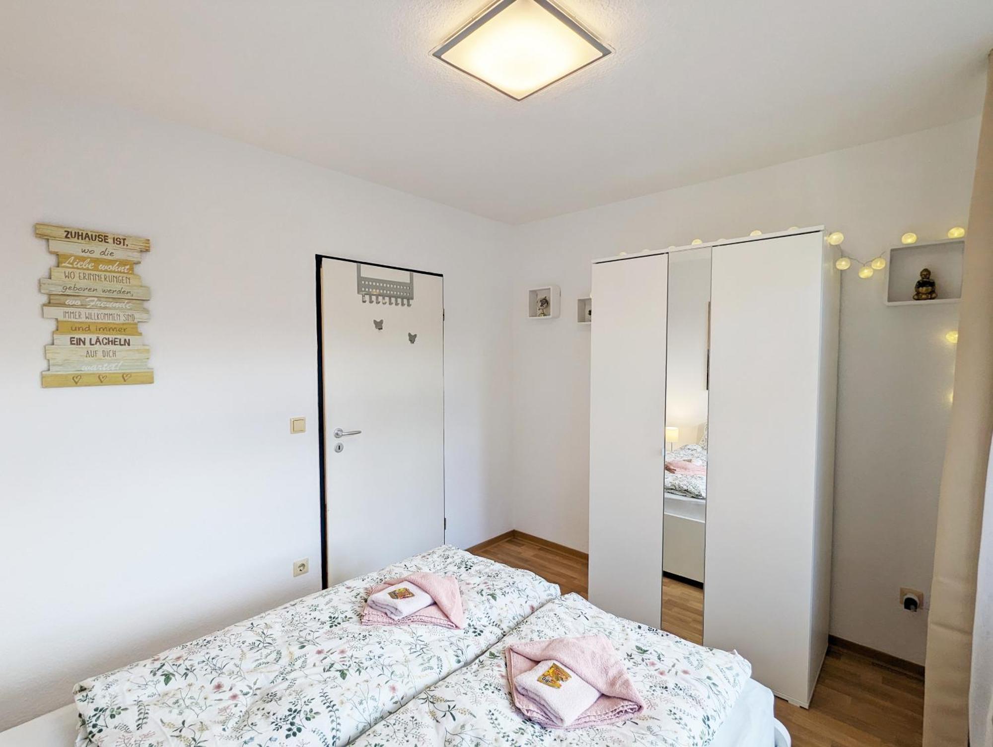 F4 - Urlaubsmagie - Grosse Wohnung Fuer Bis Zu 10 Personen Зебниц Экстерьер фото